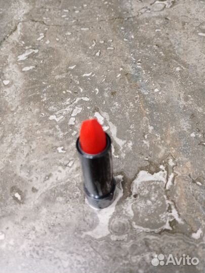 Помада Орифлейм