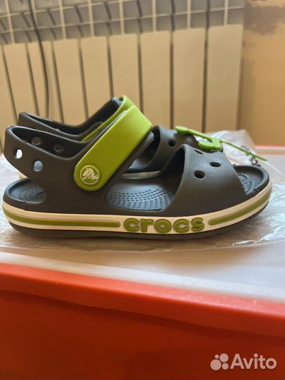 Сандали Crocs 28