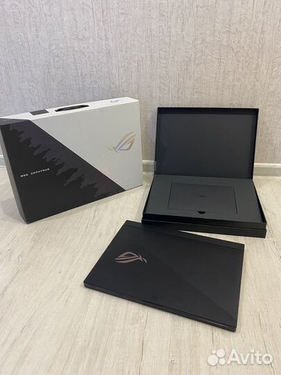 Asus ROG i7 9750H/24Gb/RTX 2080 8Gb