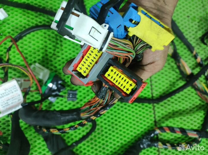 Проводка коса салона Пежо 308