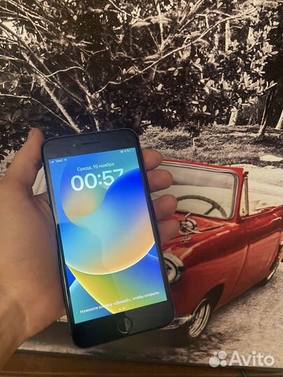iPhone 8 Plus, 64 ГБ