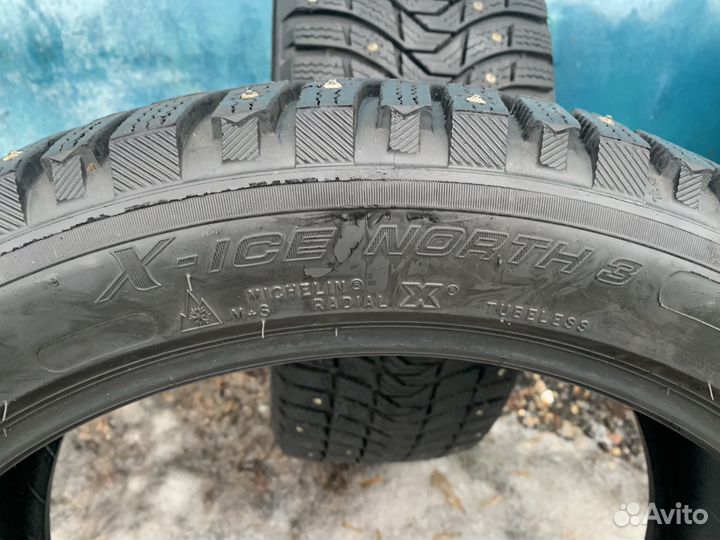 Michelin X-Ice North 3 245/45 R19