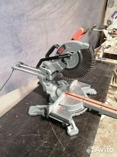 Торцовочная пила с протяжкой