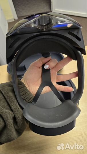 Microsoft HoloLens 2