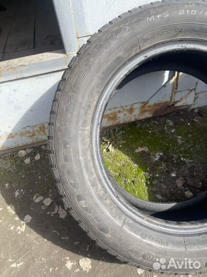 Goodyear Vector 4Seasons 215/60 R16 95H