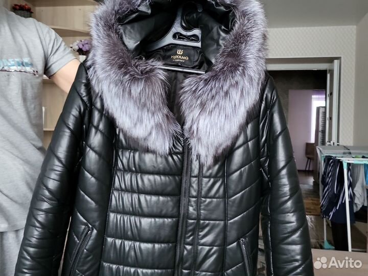 Пуховик зимний женский
