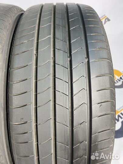 Kumho Ecsta HS51 215/55 R18 89T
