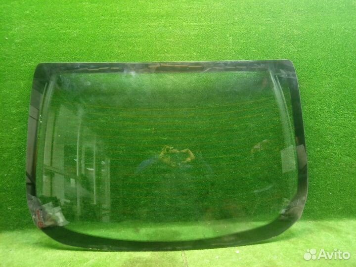 Стекло кузовное глухое заднее Ford Focus 3 седан