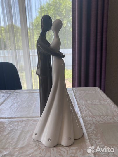 Статуэтка (свадебный декор)