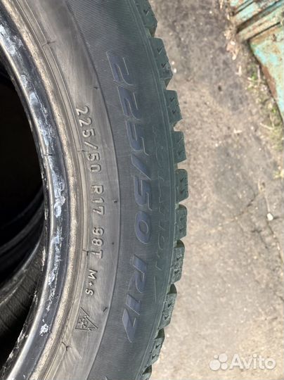 Pirelli Winter Ice Zero 225/50 R17 98T