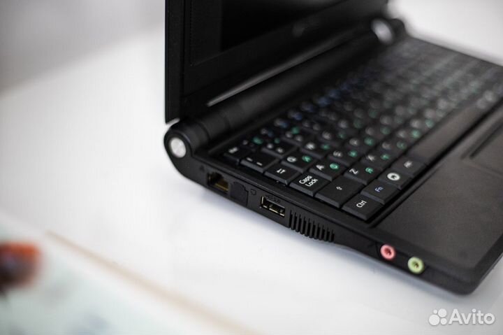 Нэтбук Asus для просмотра мультиков фильмов видео