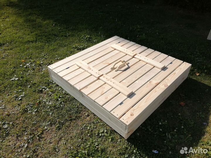 Песочница деревянная 1,2х1,2 метра