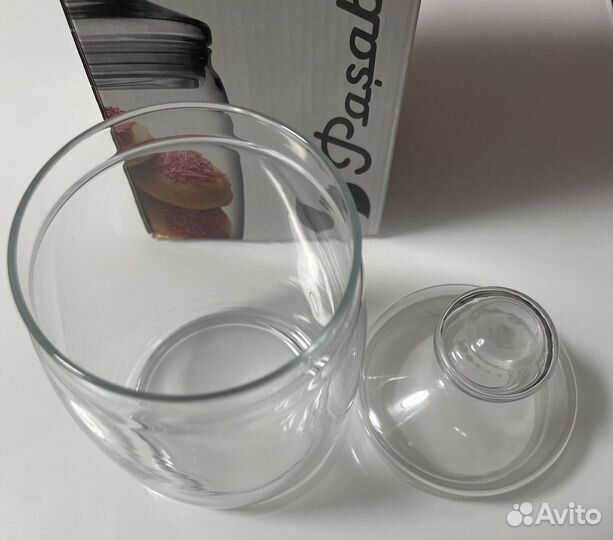 Банка стеклянная Pasabache с крышкой новая