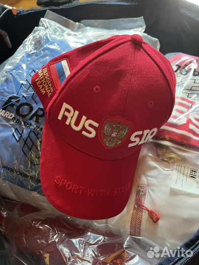 Кепки и шапки forward