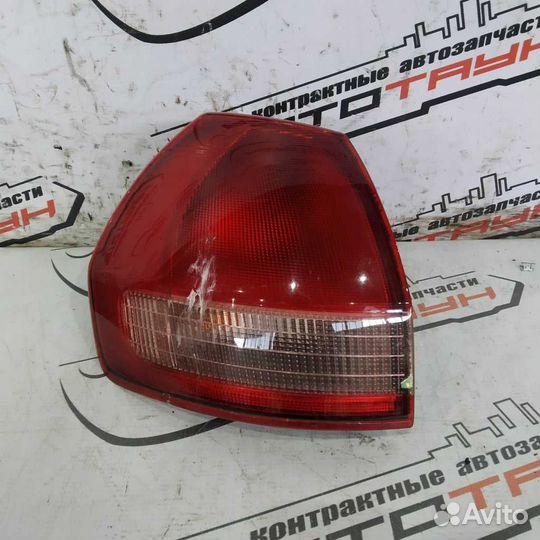 Фонарь nissan wingroad wfny11 WFY11 whny11 WHY11 W