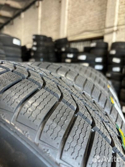 Westlake ZuperSnow Z-507 255/45 R18 105V