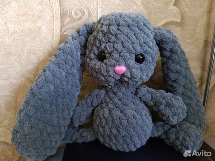 Вязаный заяц