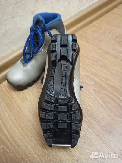 Лыжные ботинки детские 30
