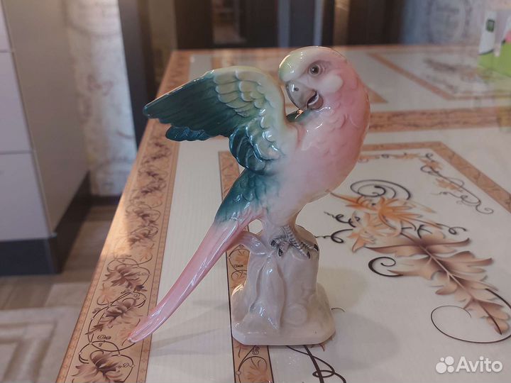 Винтаж статуэтка попугай Германия Hertwig