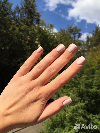 Маникюр педикюр