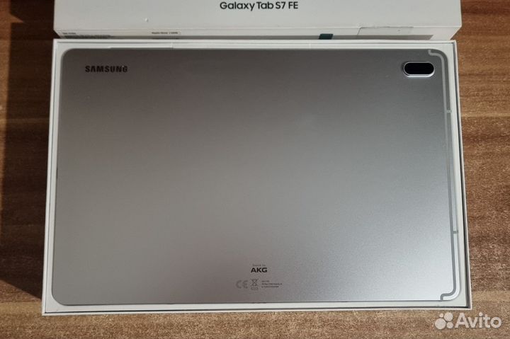 Samsung Galaxy Tab S7 FE + Клавиатура