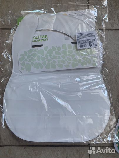 Нагрудник слюнявчик непромокаемый новый