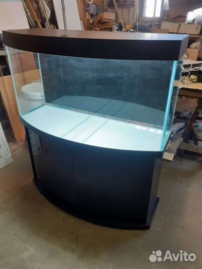 Аквариумы с подставкой