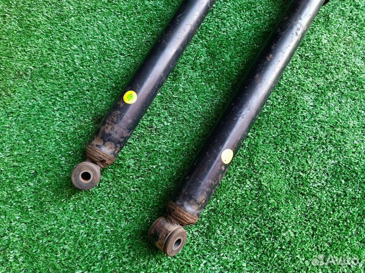 Задние Амортизаторы Ford Focus 3 хэтчбек