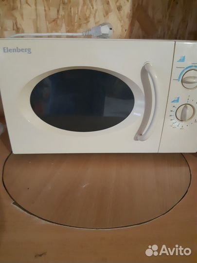 Микроволновая печь Elenberg