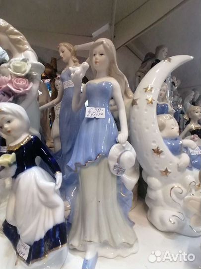 Фарфоровые статуэтки