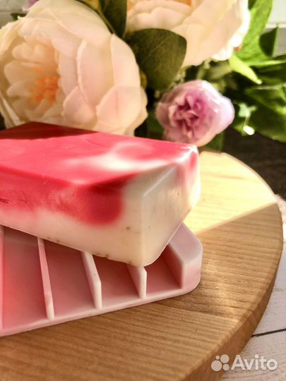 Мочалки, мыло, мыльницы, соль для ванны