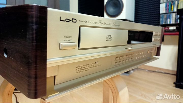 Lo-D (Hitachi) DA-505D