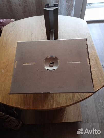 Кронштейн для телевизора на стену