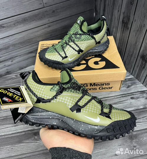 Nike ACG Mountain Fly gore tex