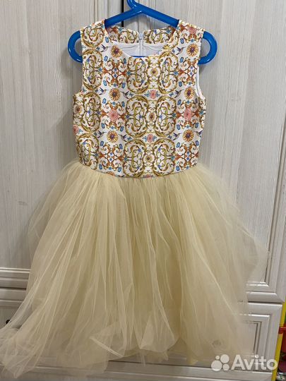 Платье для девочки 140