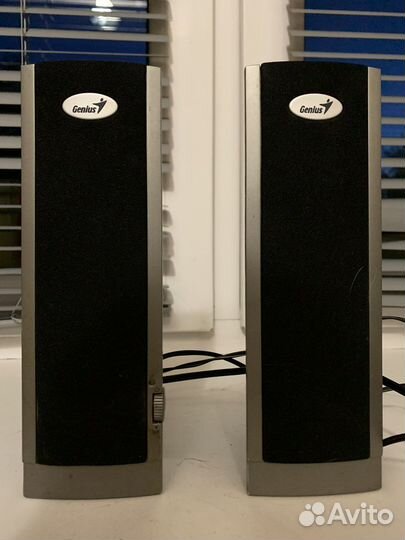 Компьютерные колонки Genius