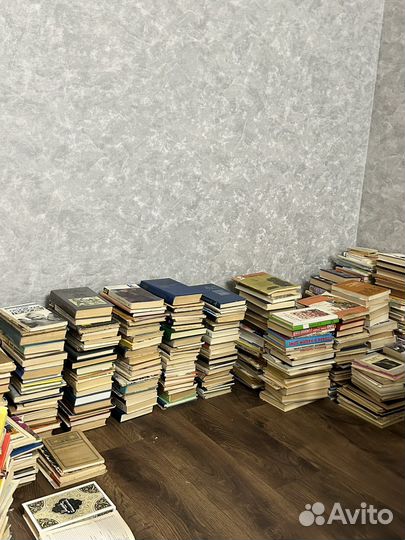 Книги отдам бесплатно