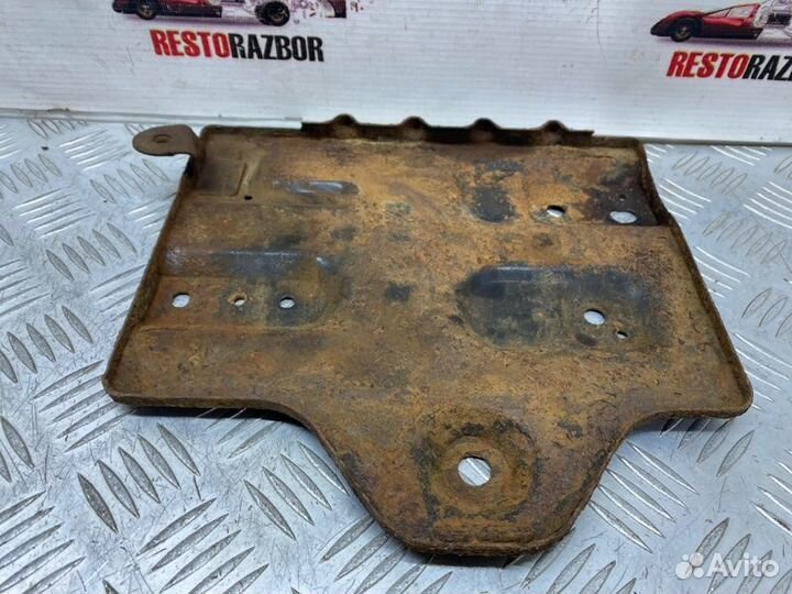 Подставка под аккумулятор Kia Spectra седан S6D