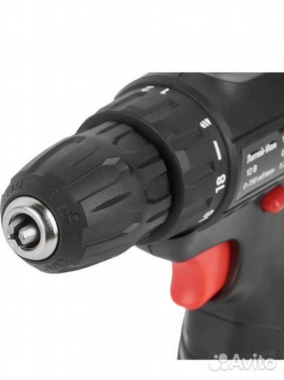 Дрель-шуруповерт