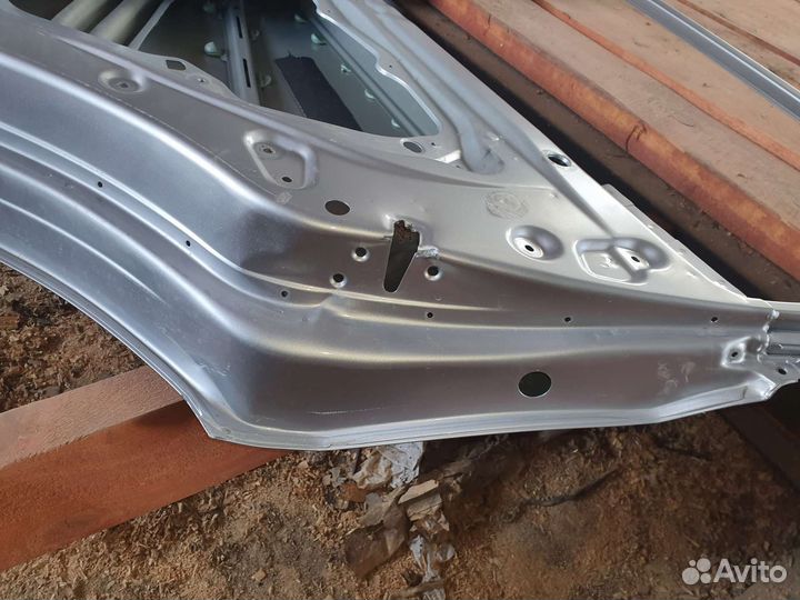 Kia sportage 2018 дверь задняя правая