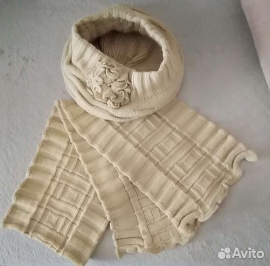 Комплект шапка и шарф женский