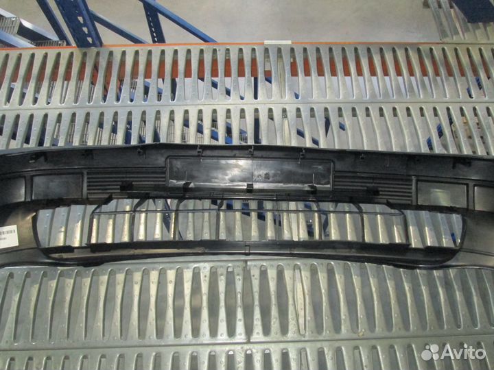 Бампер передний VW Passat (B3) 88-96