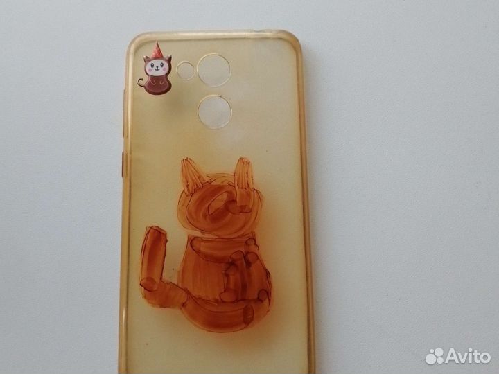 Чехлы на телефоны