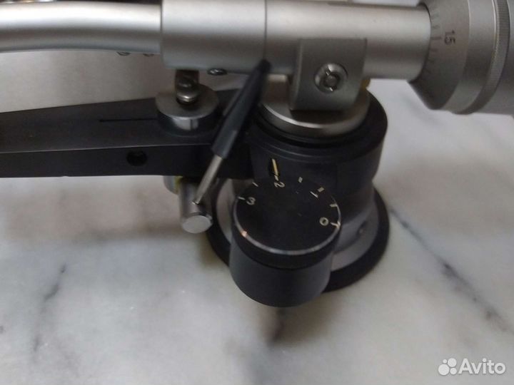 Проигрыватель винила Denon DP-1800