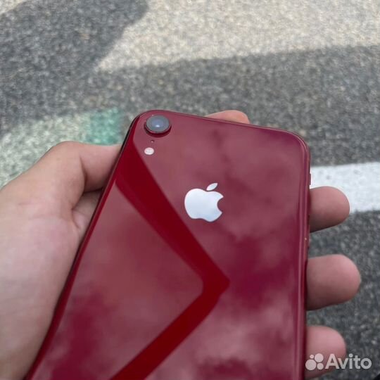 iPhone Xr, 64 ГБ