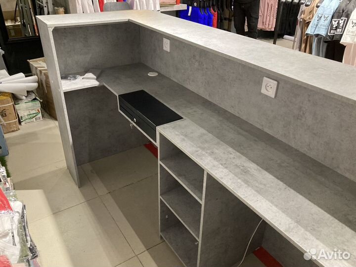 Стойка ресепшн под заказ