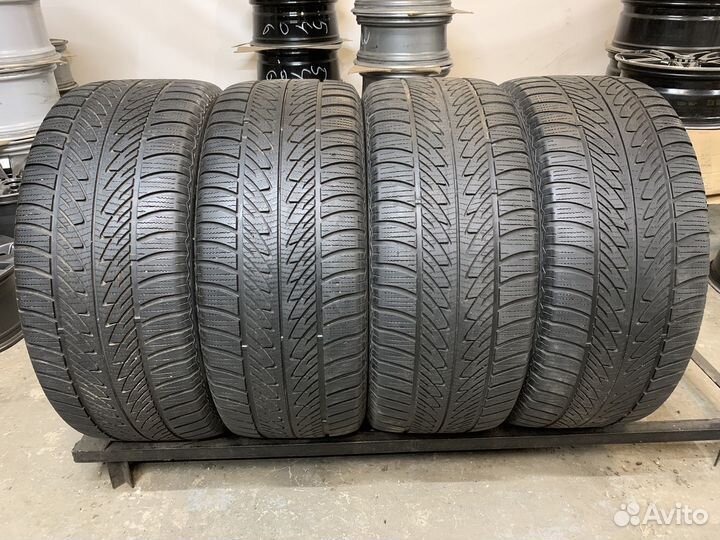 Goodyear UltraGrip 8 285/45 R20 112V