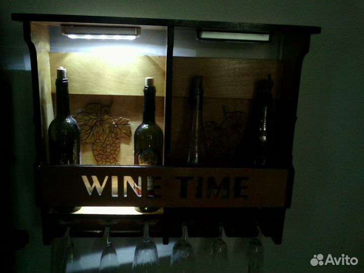 Полочка с подсветкой (для вина)