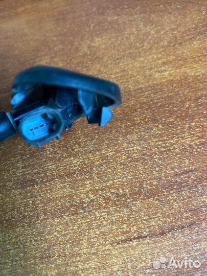 Форсунка стеклоомывателя Vag