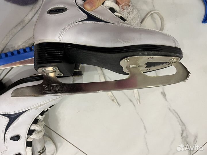 Коньки женские 39. Roces